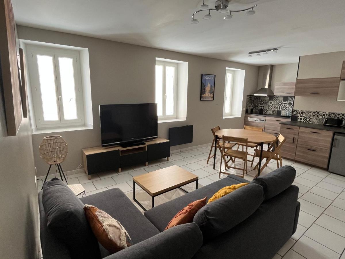 Bel Appartement 2 Chambres Au Coeur Du Village Eyragues Eksteriør bilde