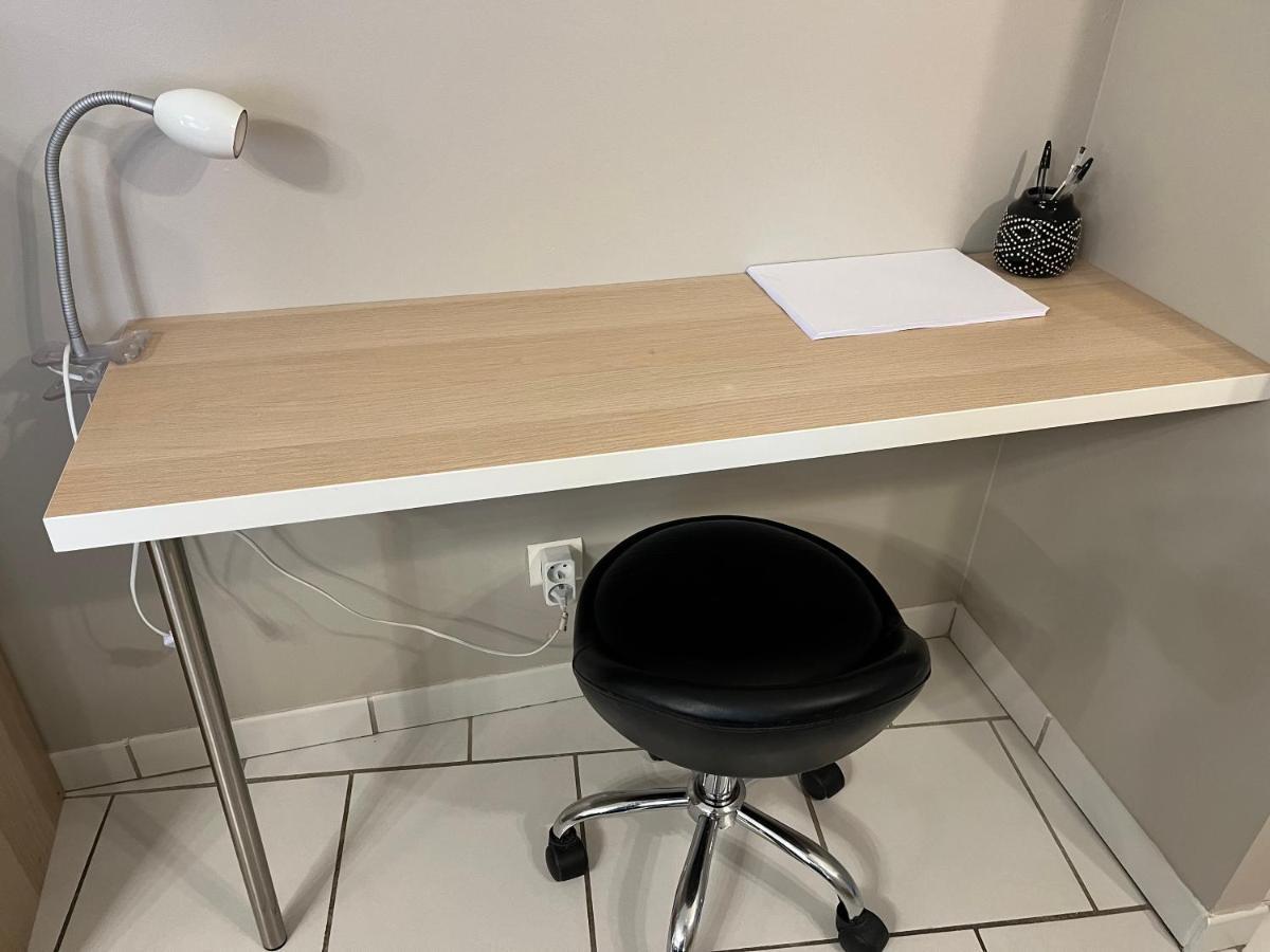 Bel Appartement 2 Chambres Au Coeur Du Village Eyragues Eksteriør bilde