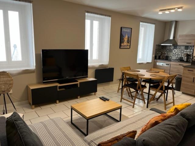 Bel Appartement 2 Chambres Au Coeur Du Village Eyragues Eksteriør bilde